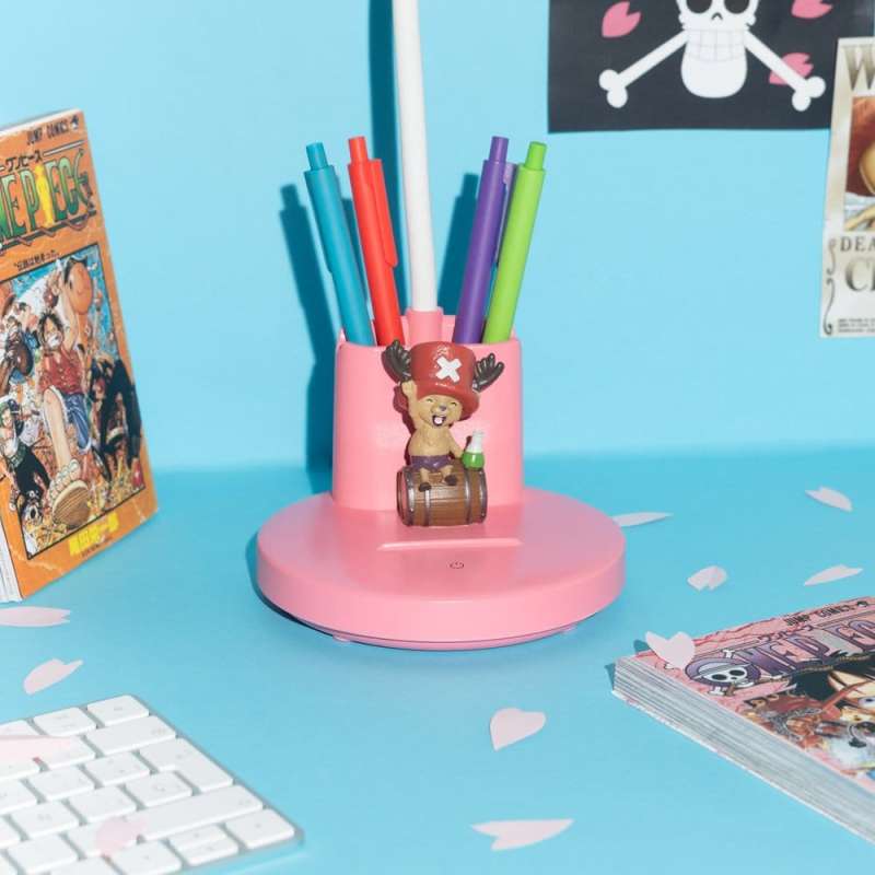 SPOTT-GR One Piece Netflix - Φωτιστικό Γραφείου με Μολυβοθήκη με Ύψος 34cm